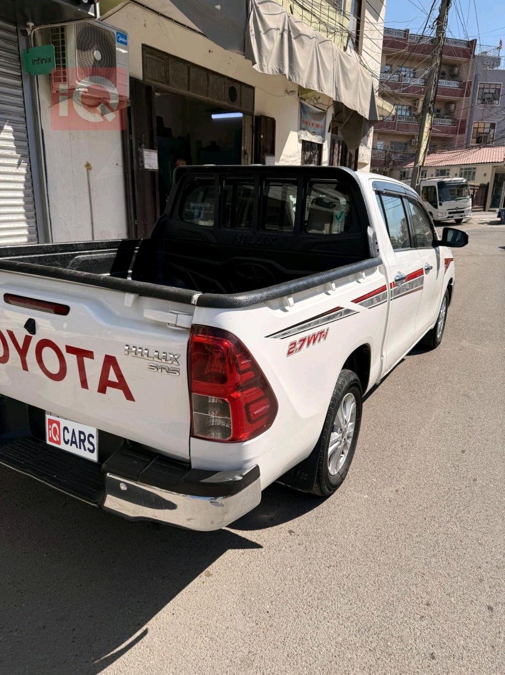 تويوتا هايلوكس